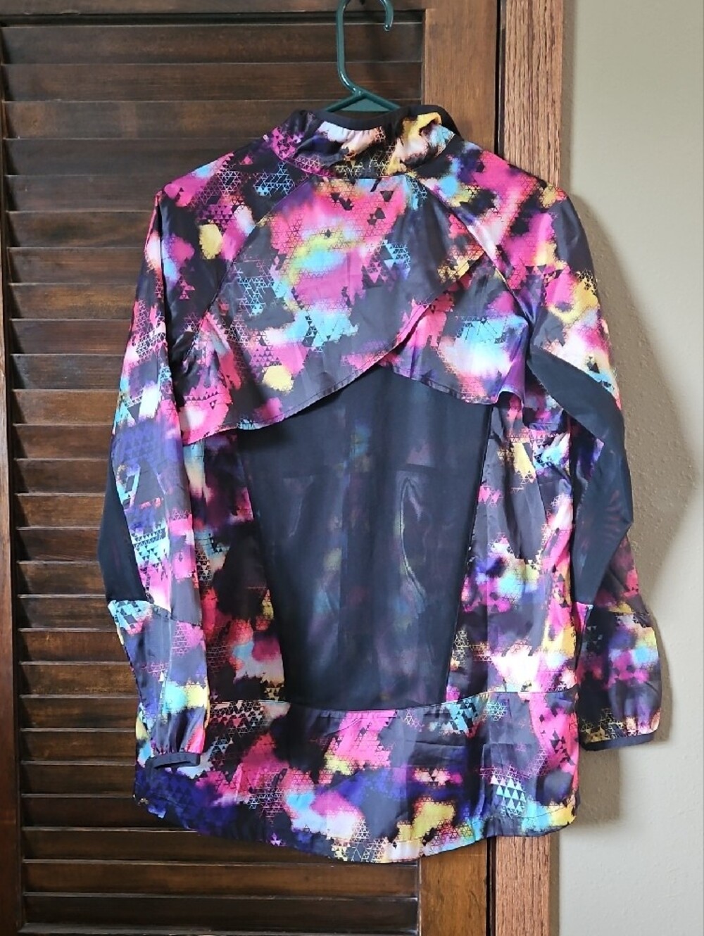 Lularoe Rise Jogging Jacket - Picture 2 of 6